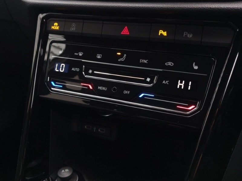 Used Volkswagen T-Roc 2025 for sale - 77418964: Photo 16