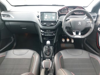 Used Peugeot 2008 2019 for sale - 78572434: Photo