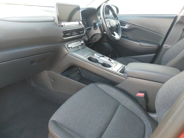 Used Hyundai KONA 2021 for sale - 76116175: Photo 5