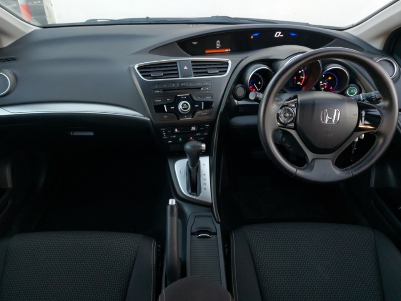 Used Honda Civic 2016 for sale - 76785577: Photo 2
