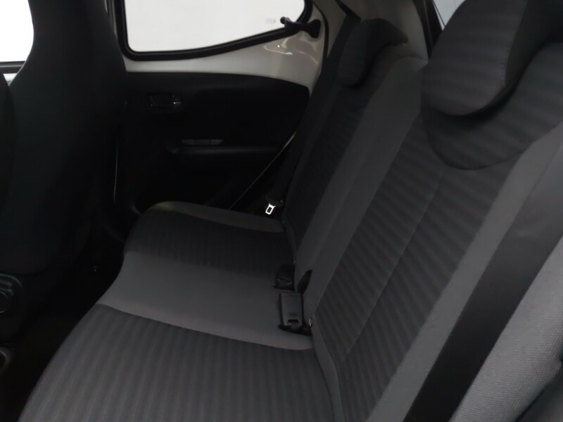 Used Toyota AYGO 2019 for sale - 78163941: Photo 6