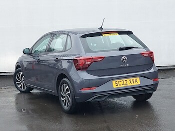 Used Volkswagen Polo 2022 for sale - 76982993: Photo