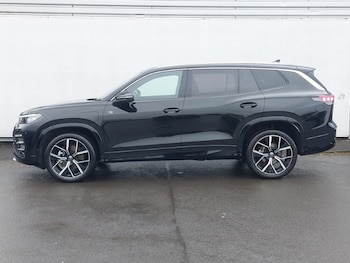 Used Volkswagen Touran 2025 for sale - 76763734: Photo