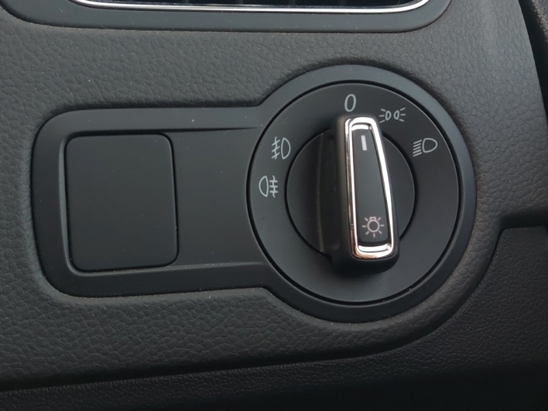 Used Volkswagen Polo 2015 for sale - 77956459: Photo 17