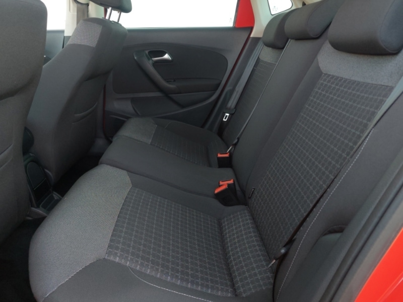 Used Volkswagen Polo 2015 for sale - 77956459: Photo 6