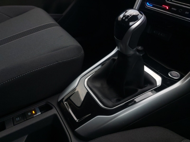 Used Volkswagen T-Roc 2025 for sale - 77123273: Photo 14