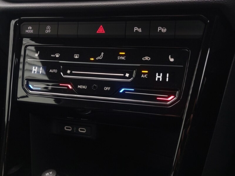 Used Volkswagen T-Roc 2025 for sale - 77556279: Photo 17