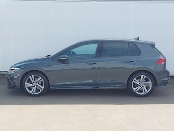 Used Volkswagen Golf 2023 for sale - 78747371: Photo