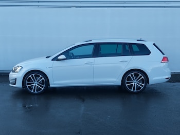 Used Volkswagen Golf 2016 for sale - 78013342: Photo