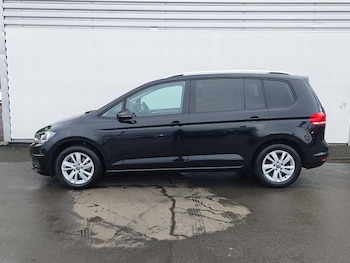 Used Volkswagen Touran 2024 for sale - 79581330: Photo