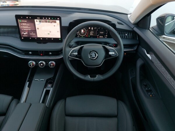Used Skoda Superb 2024 for sale - 74240795: Photo 11