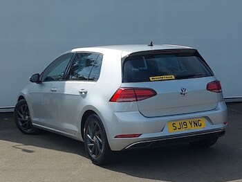 Used Volkswagen Golf 2019 for sale - 78684064: Photo