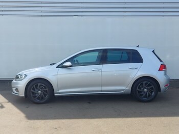 Used Volkswagen Golf 2019 for sale - 78684064: Photo