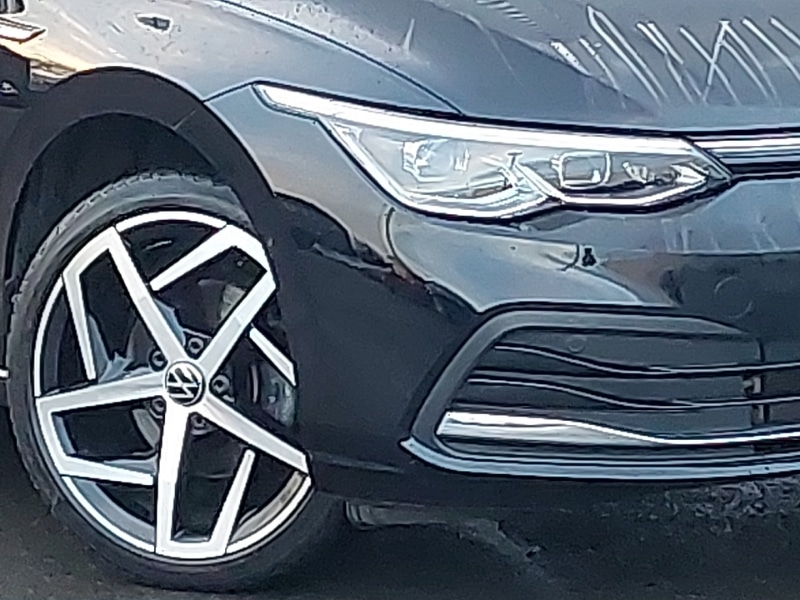 Used Volkswagen Golf 2021 for sale - 76982981: Photo 9