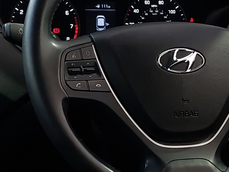 Used Hyundai i20 2019 for sale - 77043755: Photo 10