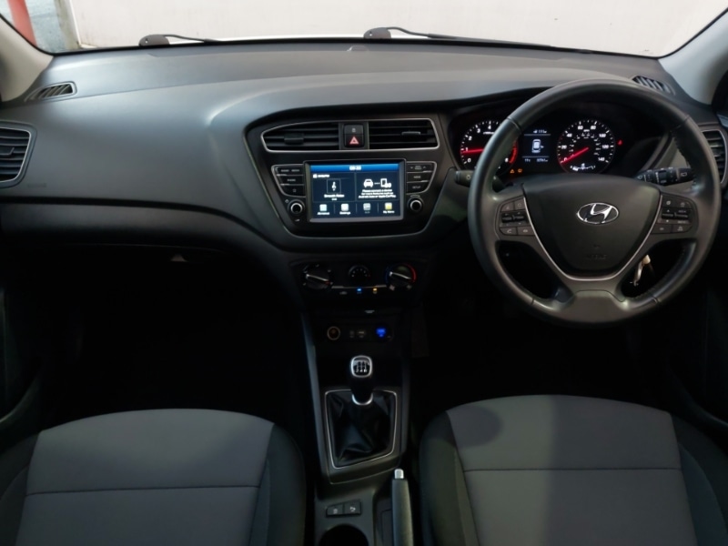 Used Hyundai i20 2019 for sale - 77043755: Photo 2