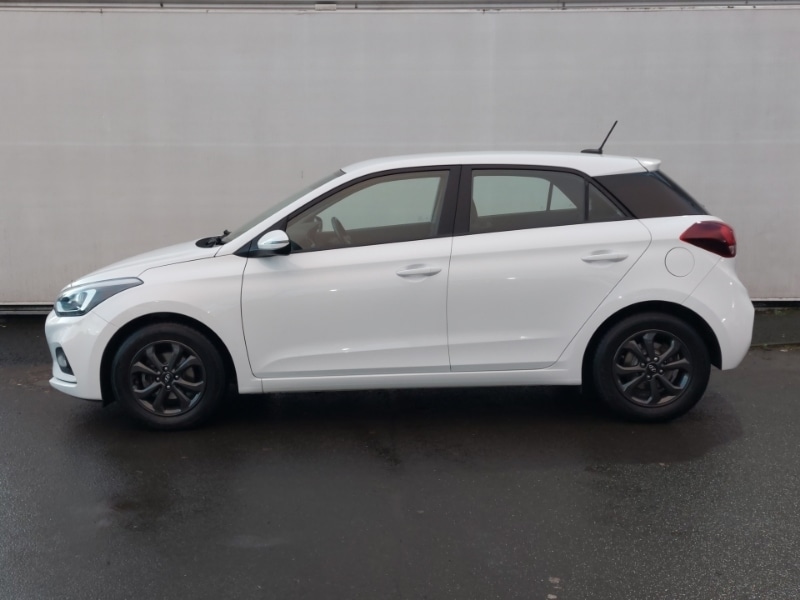 Used Hyundai i20 2019 for sale - 77043755: Photo 4