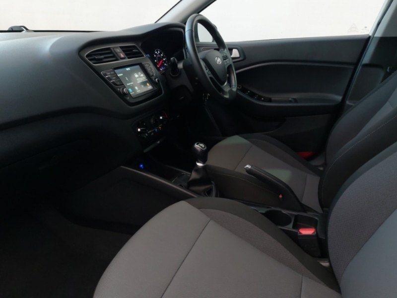 Used Hyundai i20 2019 for sale - 77043755: Photo 5