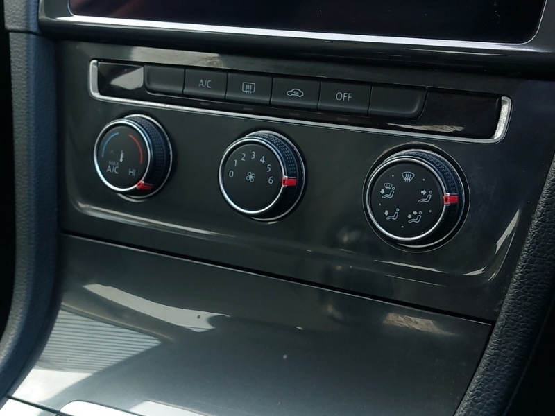 Used Volkswagen Golf 2018 for sale - 77964228: Photo 15