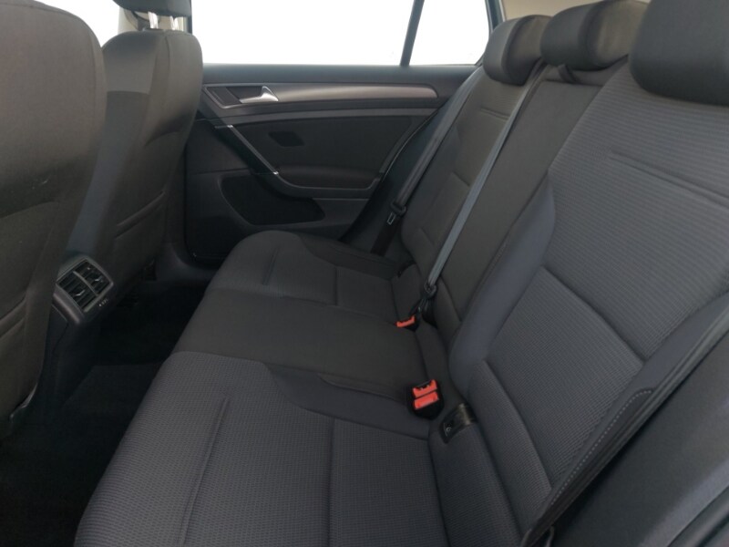 Used Volkswagen Golf 2018 for sale - 77964228: Photo 6