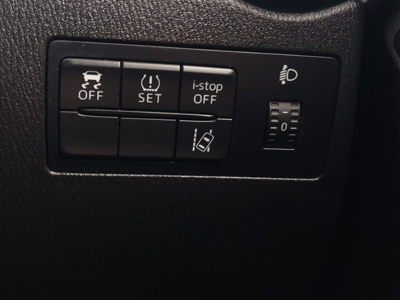 Used Mazda Mazda2 2016 for sale - 76860697: Photo 14