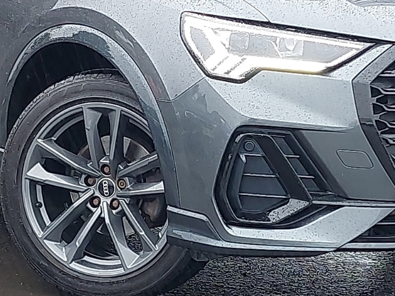 Used Audi Q3 2021 for sale - 76195348: Photo 9