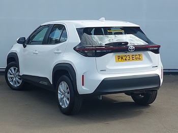 Used Toyota Yaris Cross 2023 for sale - 78987612: Photo