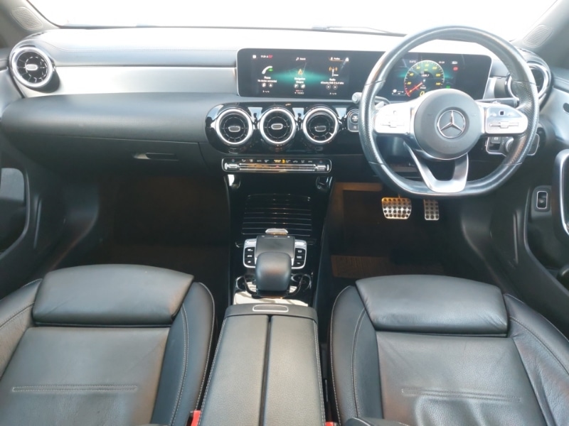 Used Mercedes-Benz CLA 2019 for sale - 77324999: Photo 2