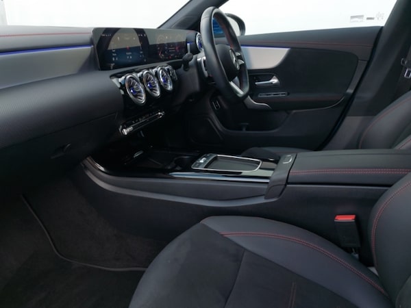 Used Mercedes-Benz CLA 2024 for sale - 76199500: Photo 5