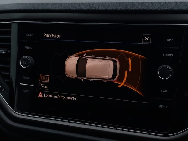 Used Volkswagen T-Roc 2018 for sale - 76221582: Photo 16