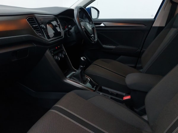 Used Volkswagen T-Roc 2018 for sale - 76221582: Photo 5