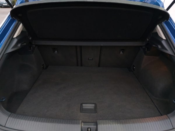Used Volkswagen T-Roc 2018 for sale - 76221582: Photo 8