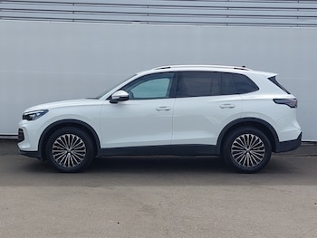 Used Volkswagen Tiguan 2024 for sale - 75400116: Photo