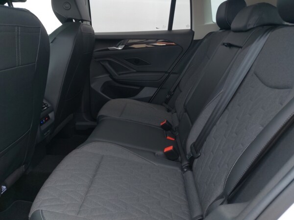 Used Volkswagen Tiguan 2024 for sale - 75400116: Photo 6