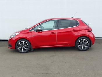 Used Peugeot 208 2018 for sale - 78326979: Photo