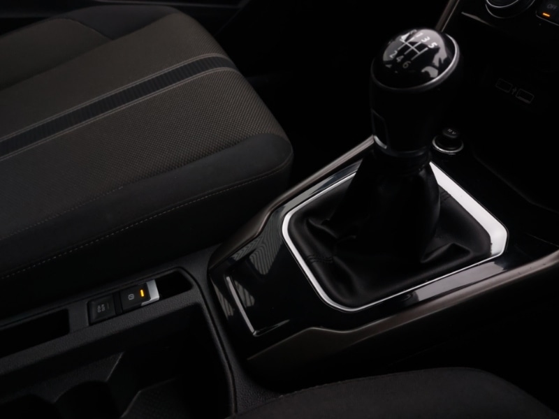 Used Volkswagen T-Roc 2018 for sale - 76721511: Photo 14