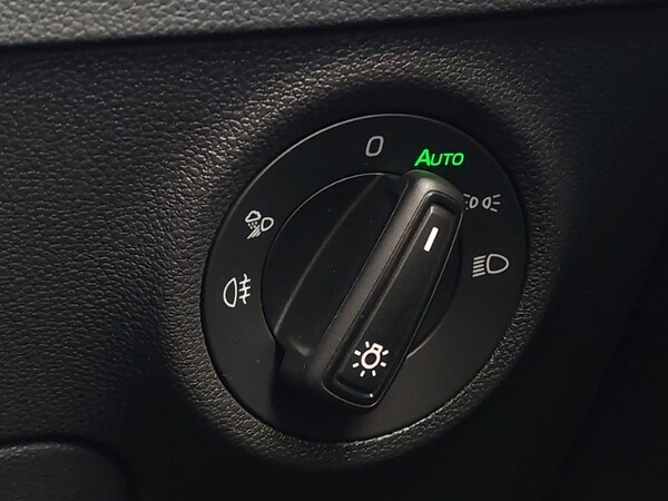 Used Skoda Karoq 2024 for sale - 76078837: Photo 14