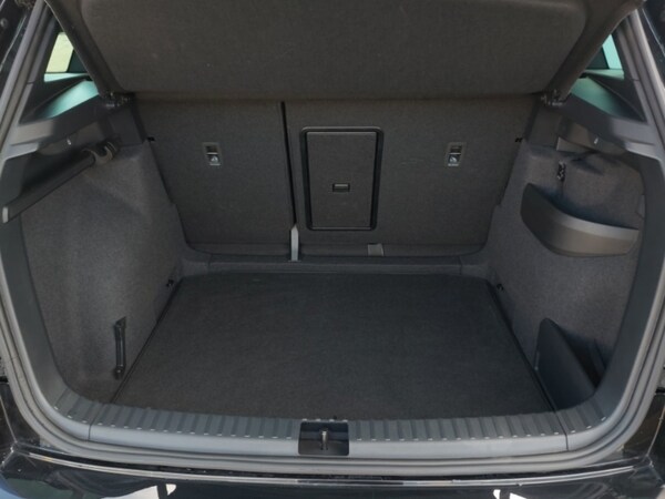 Used Skoda Karoq 2024 for sale - 76078837: Photo 8