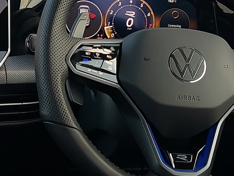 Used Volkswagen Golf 2025 for sale - 77907869: Photo 10