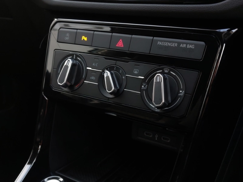 Used Volkswagen T-Cross 2025 for sale - 77933160: Photo 15