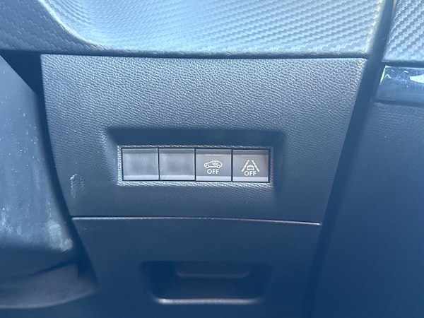 Used Peugeot 208 2023 for sale - 75996060: Photo 41