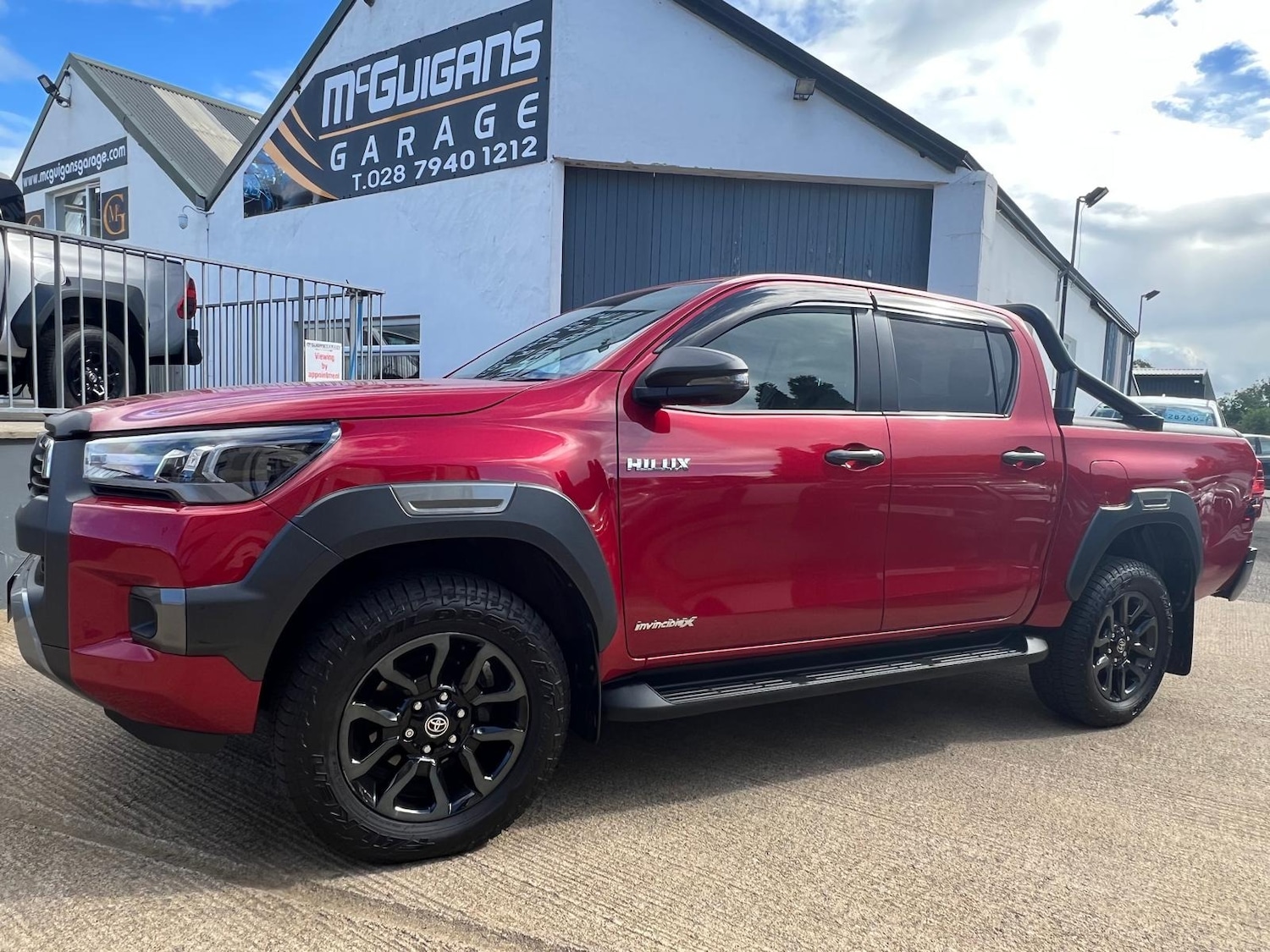 Used Toyota Hilux 2023 for sale - 75983652: Photo 1