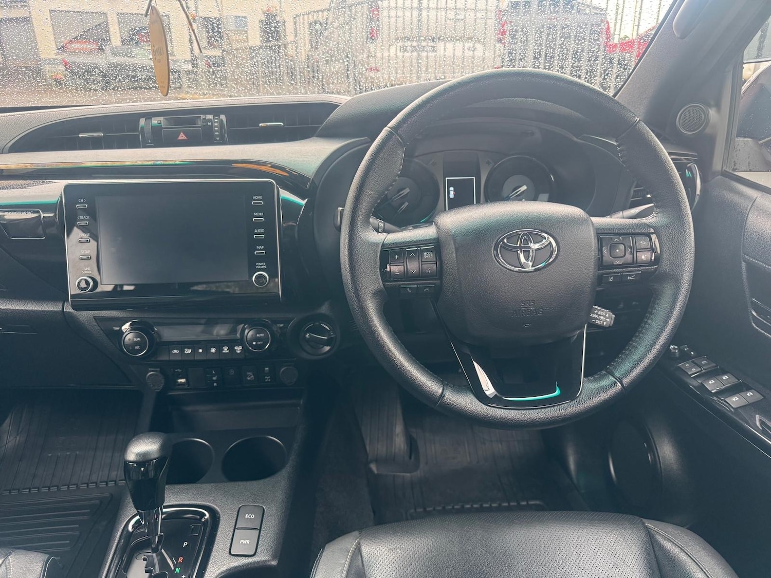 Used Toyota Hilux 2023 for sale - 75983652: Photo 3