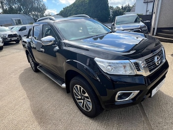 Used Nissan Navara 2017 for sale - 75983898: Photo