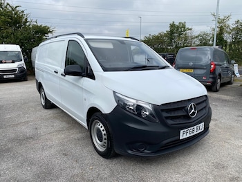Used Mercedes-Benz Vito 2018 for sale - 79217034: Photo