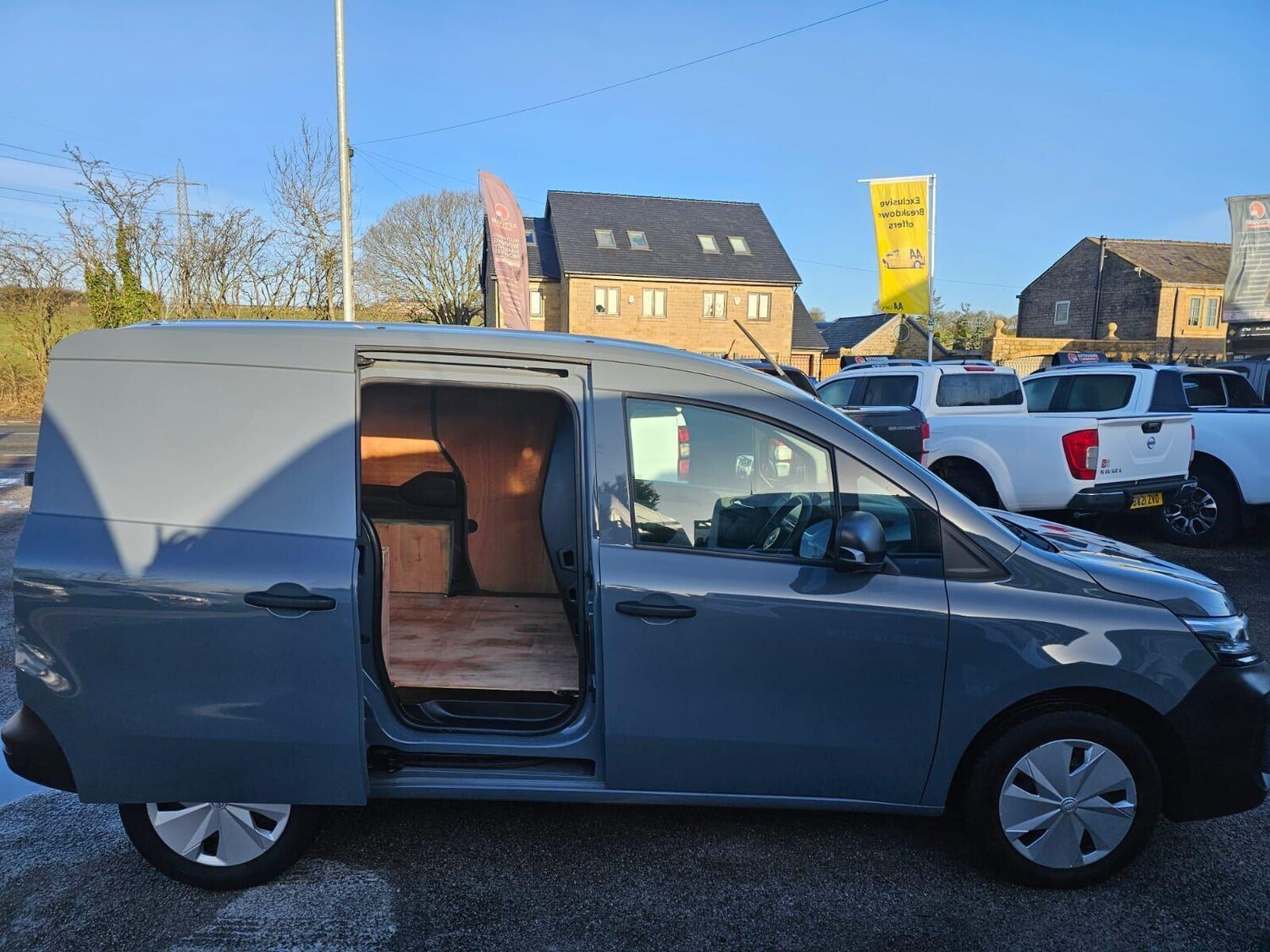 Used Nissan Other 2023 for sale - 77360654: Photo 10