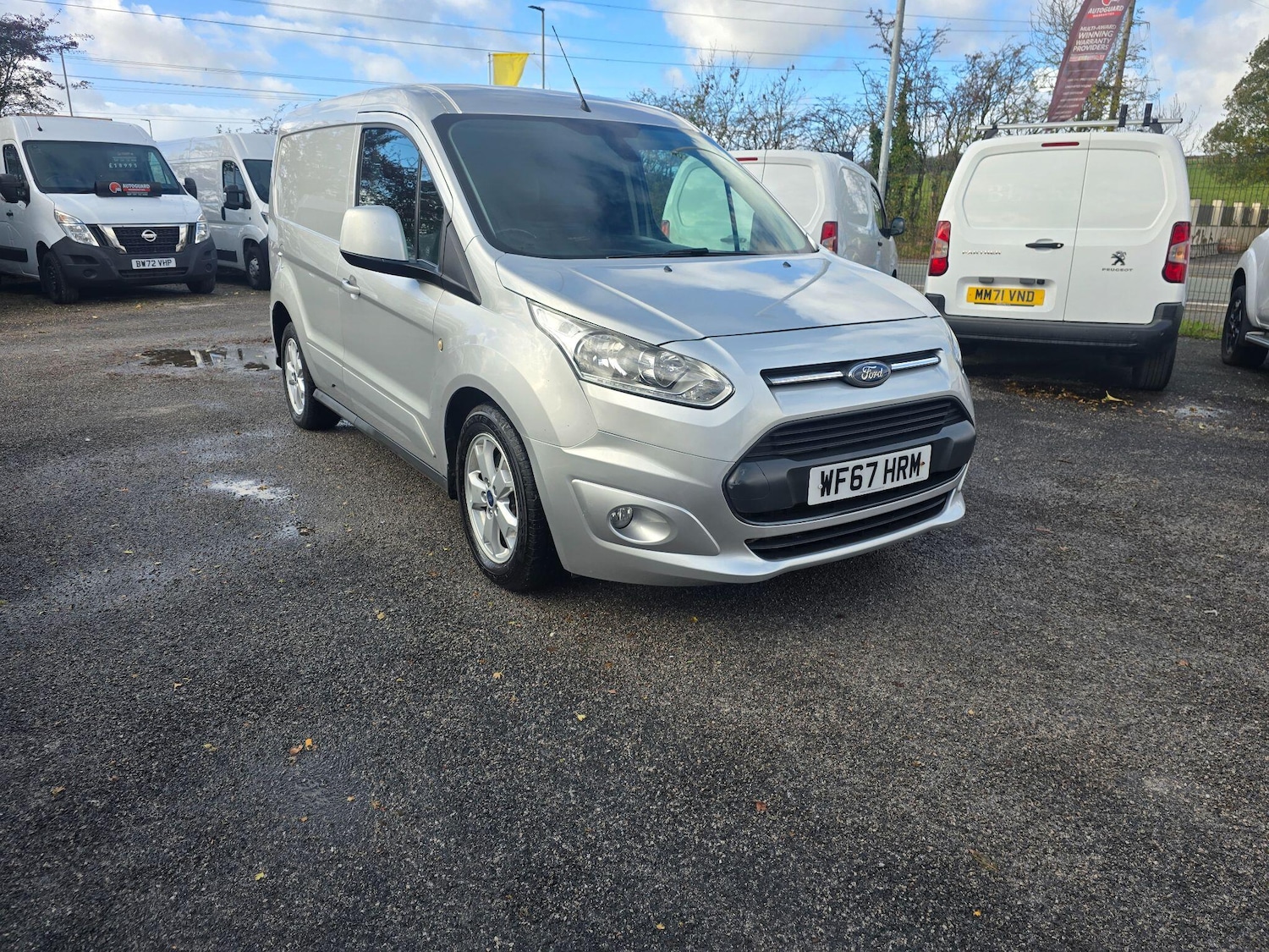 Used Ford Transit Connect 2017 for sale - 77006459: Photo 1
