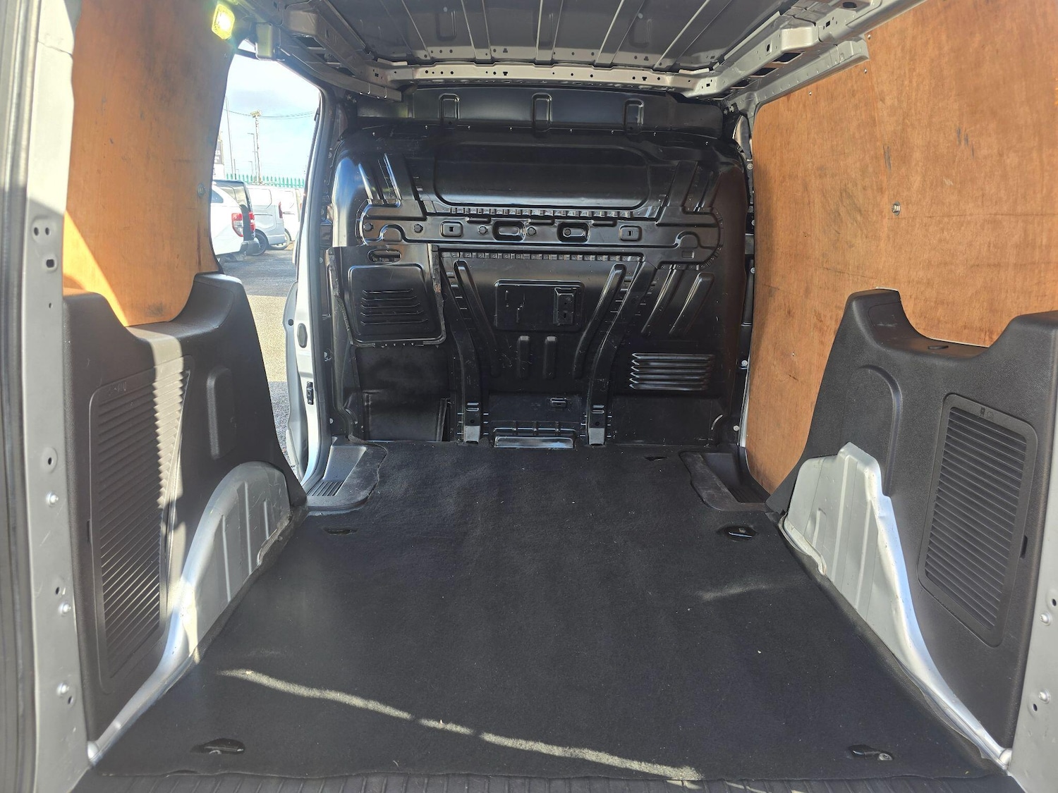 Used Ford Transit Connect 2017 for sale - 77006459: Photo 19