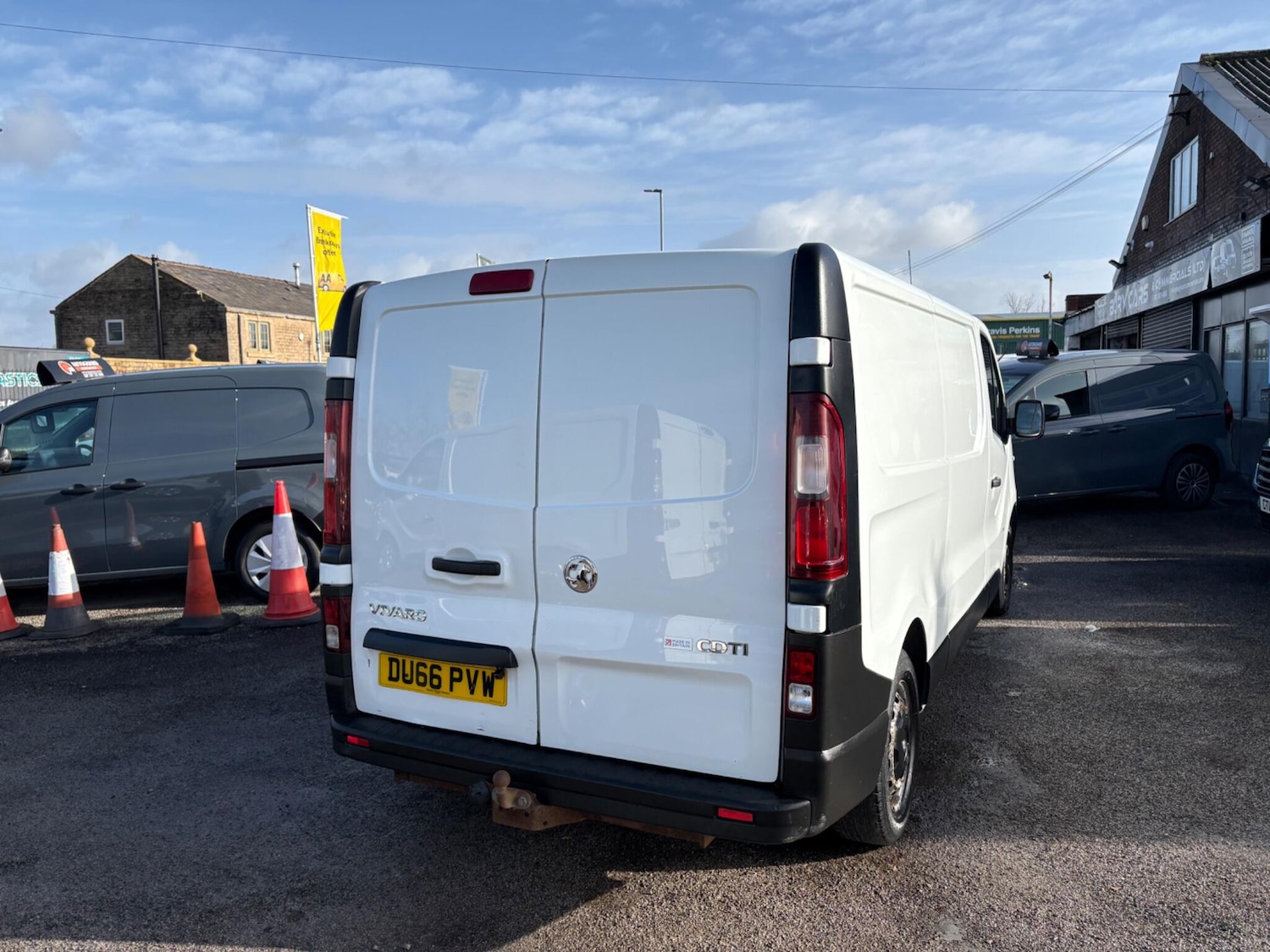 Used Vauxhall Vivaro 2016 for sale - 77631383: Photo 8