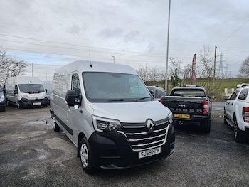 Renault Master feature image